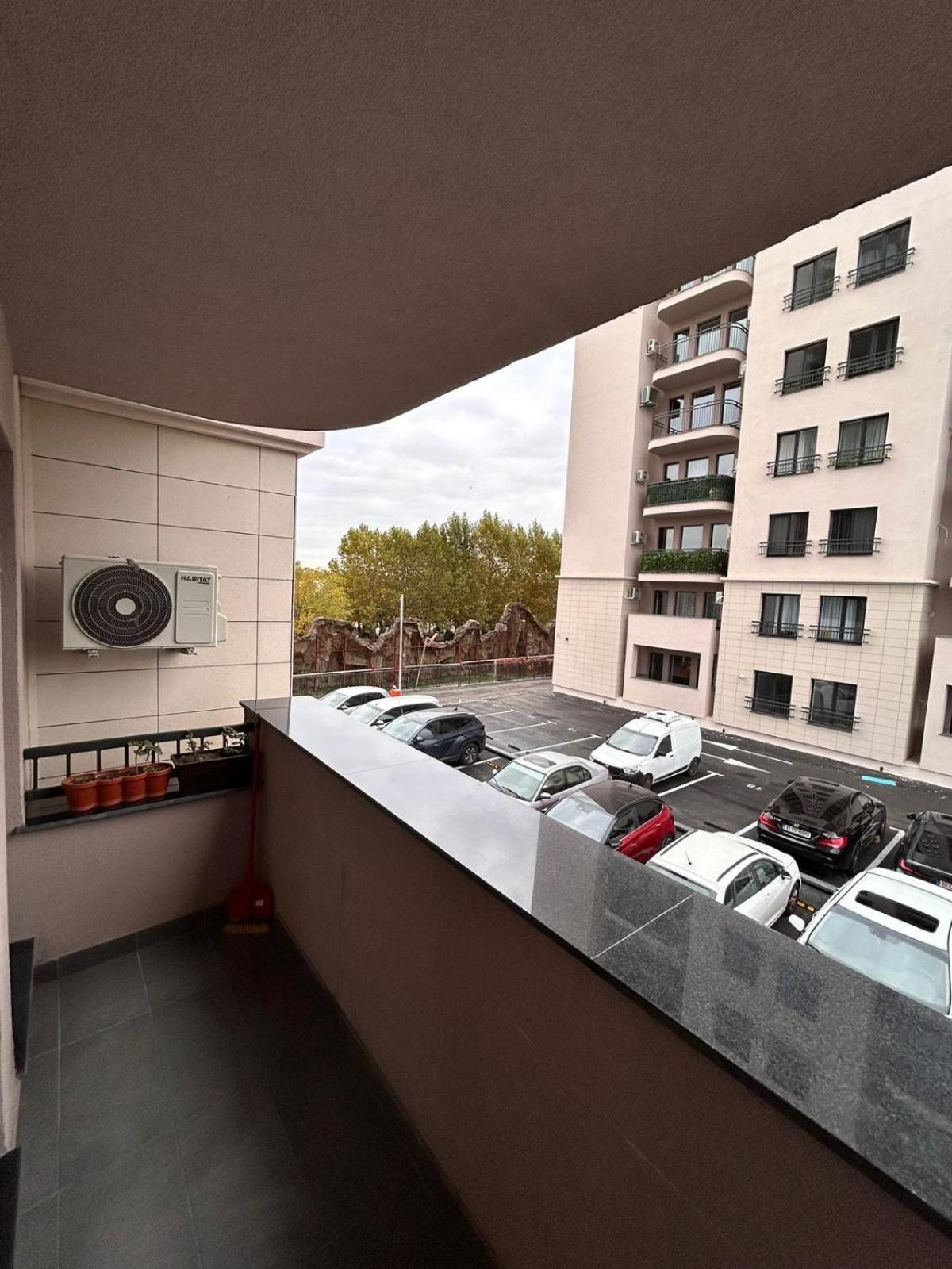 Summit Stay Apartment Bukarest Exteriör bild